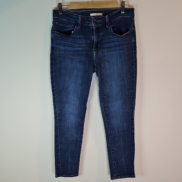 Levi's 711 Blue 31x26 Cropped Ankle Jeans with Tapered Fit - Picture 6 of 13
